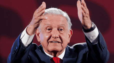 El Presidente de México, Andrés Manuel López Obrador, reconoció el liderazgo de Jean-Luc Melenchón y aplaudió la estrategia de unir las fuerzas de izquierda en Francia para su triunfo en las elecciones. EFE/ I. ESQUIVEL