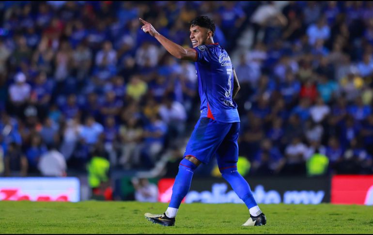 Carlos Salcedo ha tenido una gran carrera en el futbol, pero también ha estado manchada por una serie de escándalos. IMAGO7