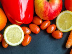 Estos compuestos combaten el estrés oxidativo, reducen la inflamación y mejoran la salud de los vasos sanguíneos. Pexels