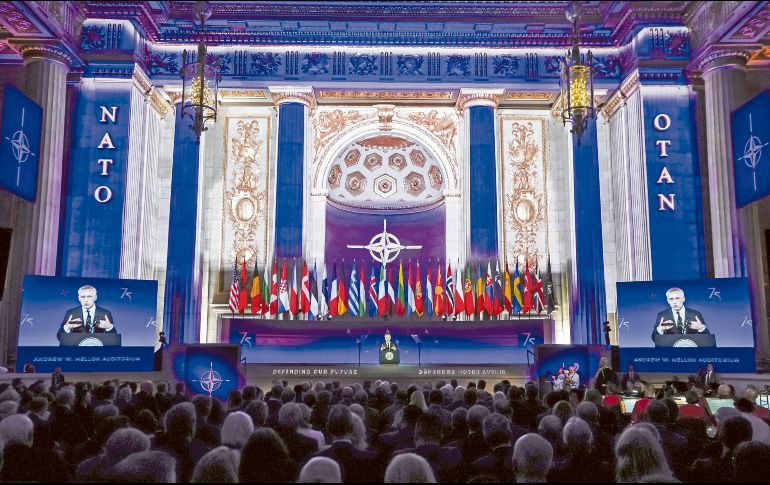 En el auditorio Andrew W. Mellon celebraron 75 años de alianza con el respaldo a Ucrania. EFE