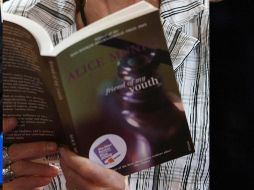 Andrea Robin Skinner denunció a su madre, Alice Munro, de haber mantenido el silencio acerca del abuso sexual que sufrió con su padrastro. AP / ARCHIVO