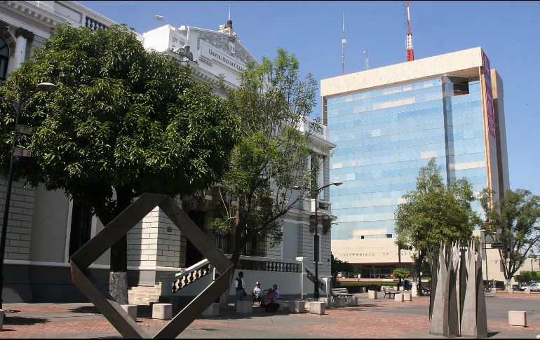 La donación de los emblemáticos edificios había sido anunciada por el gobernador en el pasado informe del rector Villanueva. EL INFORMADOR/Archivo