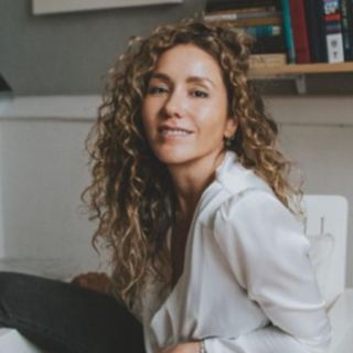 Vindhya promociona su libro “Intú by Vindhya, nutrición con intención”