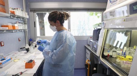 Estas son las formas de contagio según la OPS. EFE / ARCHIVO