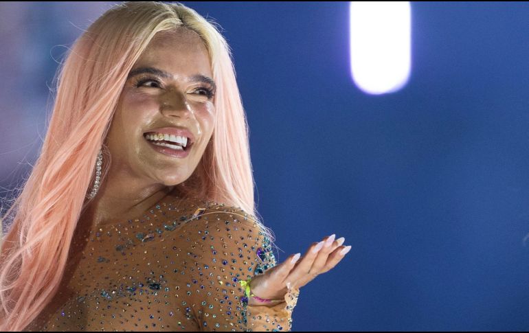 La colombiana ganadora de Grammys fue la encargada de entonar el himno colombiano, mientras que Abel Pintos lo hizo con el de Argentina. EFE/ ARCHIVO