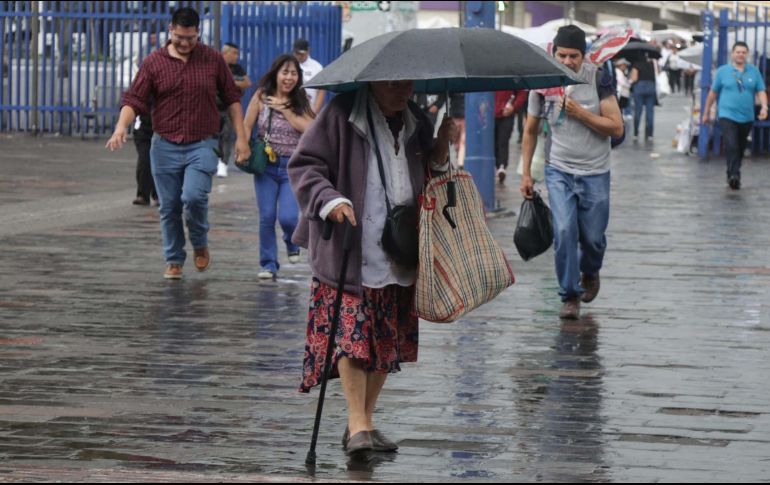 Durante el miércoles y jueves, una nueva onda tropical se desplazará sobre la península de Yucatán y el sureste mexicano, propiciando lluvias fuertes a puntuales intensas en ambas regiones. SUN / ARCHIVO