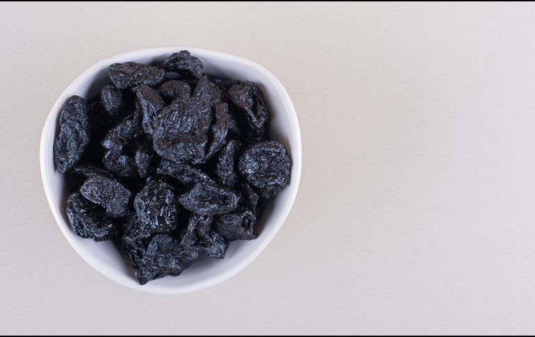 La ciruela pasa tiene múltiples beneficios. ESPECIAL / PEXELS