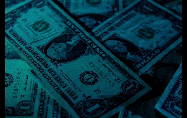 El dólar registró un descenso del 1.47 por ciento. Unsplash