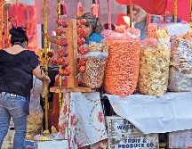 Recuerda que caer en los excesos puede tener una consecuencia, especialmente cuando se trata de las bebidas embriagantes y de los platillos grasosos. SUN / ARCHIVO