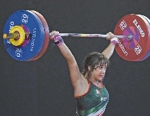 Janeth Gómez será la primera mujer jalisciense en participar en Halterofilia en unos Juegos Olímpicos. AFP/ ARCHIVO.