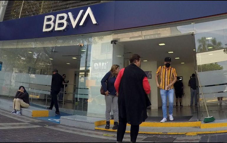 Los usuarios de bancos en México se preguntan si podrán realizar operaciones con normalidad. EL INFORMADOR / ARCHIVO