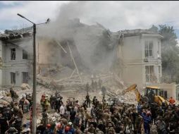 El Kremlin aseguró que la prioridad para Rusia es la victoria de la campaña militar en Ucrania. EFE/ S. DOLZHENKO