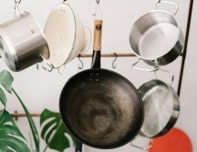 Es recomendable buscar alternativas más seguras de sartenes. ESPECIAL / UNSPLASH / A. Spratt.