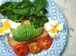 Este alimento también es rico en vitaminas liposolubles como las vitaminas A, D, E y K. UNSPLASH / K. GRASINGER