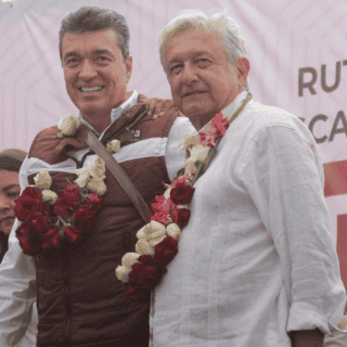 López Obrador y gobernador de Chiapas acusados de ser cómplices de violencia