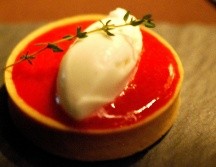 Dentro de la cocina, esta planta sirve como condimento, favorece la conservación de alimentos, gracias a sus propiedades antimicrobianas y antioxidantes. AFP / ARCHIVO