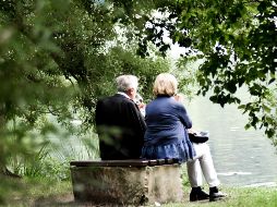 El Día de los Abuelos es una celebración importante, debido a que es una fecha en la que puedes hacer sentir especiales a estos miembros de la familia. Unsplash