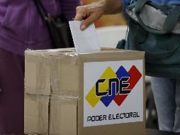 Con el cierre de las urnas a la vista, la atención se dirige ahora hacia el conteo de votos y los posibles resultados que definirán el rumbo político de Venezuela en los próximos años. EFE / Velasco