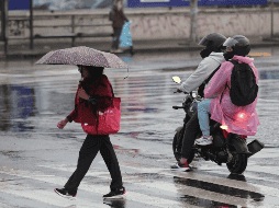 Durante el miércoles y jueves, el posible ciclón tropical se desplazará al sur de las costas de Baja California Sur y se moverá hacia el oeste-noroeste, alejándose de costas mexicanas. SUN / ARCHIVO
