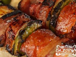 Una gran terraza abierta, árboles y variedad de colores son algunas de las características que podrás encontrar en el establecimiento. CORTESÍA