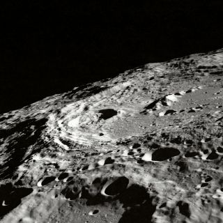 Científicos proponen almacenar muestras de biodiversidad en la Luna