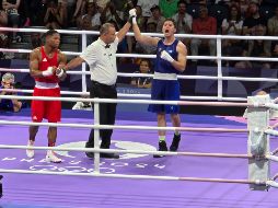 Con tarjetas de 27-29, 28-29, 27-30, 29-28 y 29-28, Marco Verde se coronó en una dramática pelea. SUN / A. Sanguino