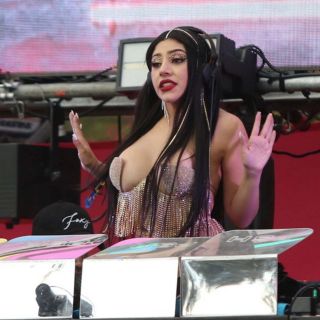 Acusan a Bellakath de no pagar regalías