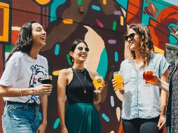 El consumo de esta bebida alcohólica varía de acuerdo con la edad. UNSPLASH / ELEVATE