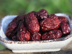 Se trata de los dátiles, originarios de Medio Oriente y el norte de África, que se destacan por su alto contenido de fibra e hidratos de carbono, según un informe del Ministerio de Agricultura, Pesca y Alimentación de España. Pixabay