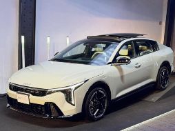 El K4 empezó su preventa esta semana, con precios que van desde 399 mil 900 pesos por el L, hasta 512 mil 900 pesos por el GT-Line con motor 2.0 y de 561 mil 900 pesos para el GT-Line turbo. CORTESÍA