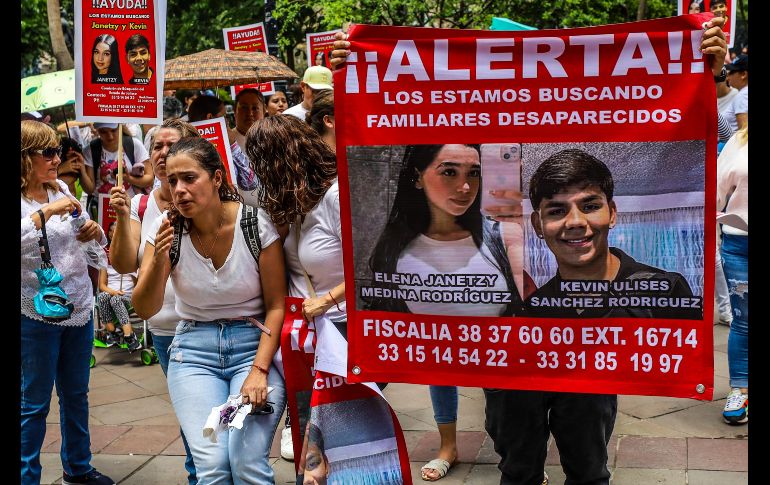 Los dos jóvenes son estudiantes de preparatoria. Familiares se manifestaron en la vía pública intentando exigir a las autoridades su aparición. EL INFORMADOR / A. Navarro