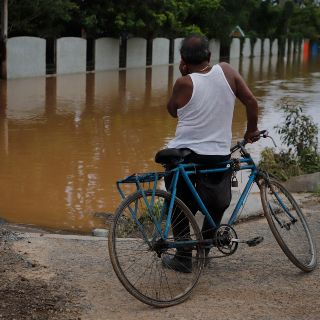 Se forma la tormenta tropical "Fabio"; hay cuatro ciclones en el Pacífico