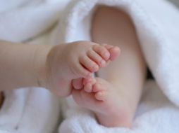 La lactancia materna ayuda a prevenir múltiples enfermedades. ESPECIAL / Imagen de Marjon Besteman en Pixabay