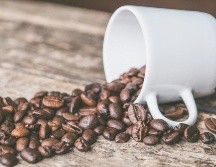 Tomar café descafeinado es una alternativa sin cafeína que puede tener un sabor diferente al café regular. ESPECIAL / PEXELS / J. Lewis