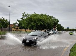Autoridades piden extremar precauciones a la población en general en zonas del estado mencionado por lluvias y oleaje . EFE / ARCHIVO