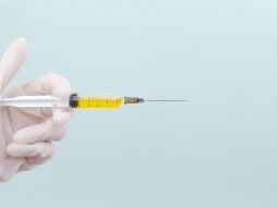 Cada 09 de agosto se conmemora el Día Nacional de la Lucha Contra el Cáncer Cervicouterino, y en esta ocasión te compartimos la vacuna que puede prevenir la enfermedad. UNSPLASH/ Diana Polekhina