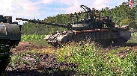 Después de que un comando sorprendió a las fuerzas rusas, llegaron refuerzos a la frontera. AP/Ministerio de Defensa de Rusia