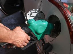 El mes pasado, los precios de las gasolinas alcanzaron niveles récord debido al aumento de los precios del petróleo, la depreciación del peso frente al dólar, el costo de la logística y los impuestos. EL INFORMADOR / ARCHIVO