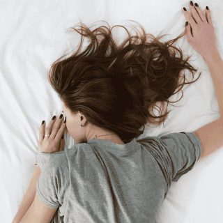 ¿Por qué no sueñas con tu celular? la ciencia explica el misterio