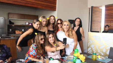 Cumpleaños de Gaby Enríquez. GENTE BIEN JALISCO/ Esmeralda Ecamilla