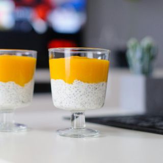 ¿Qué beneficios tiene consumir gelatina por la noche?