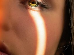 El calor que se vive actualmente ha superado los récords establecidos, lo que ha provocado dudas con respecto al cuidado de la piel. UNSPLASH / K. Maciejewska