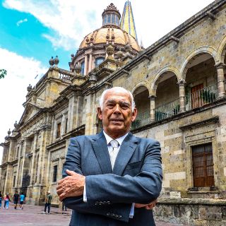 Reconocen trayectoria del empresario José Luis González Iñigo