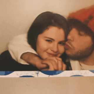 ¿Selena Gómez y Benny Blanco comprometidos? La cantante aviva rumores en redes sociales