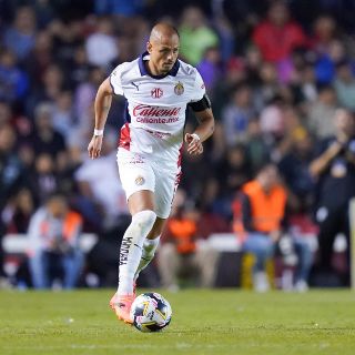 "Chicharito", en duda para jugar con Chivas ante Tigres