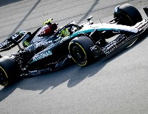 Hamilton fue penalizado con tres lugares en la parrilla de salida para el Gran Premio de Países Bajos. EFE / S. van der Wal