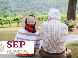 Muchas personas aprovechan este día para visitarles y planear salidas a comer o cenar. UNSPLASH / C. Bowen