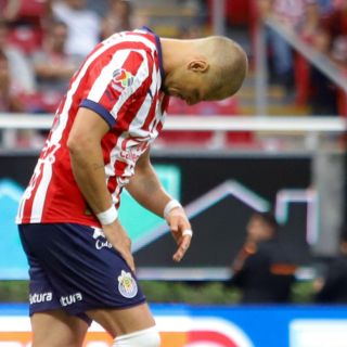 'Chicharito' Hernández rompe el silencio y habla de la lesión que padece