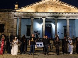 La parca encabezó la marcha en la que mujeres representaron  a la justicia ciega y sometida. EL INFORMADOR/J. Urrutia