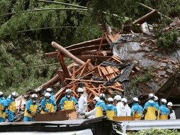 El tifón dejó centenares de viviendas dañadas por las ráfagas de viento. ESPECIAL / EFE